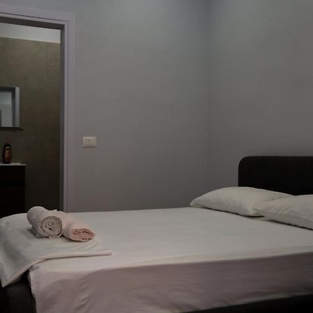 Be Solei Studio Apartments Sol 1 Tiranë Eksteriør bilde