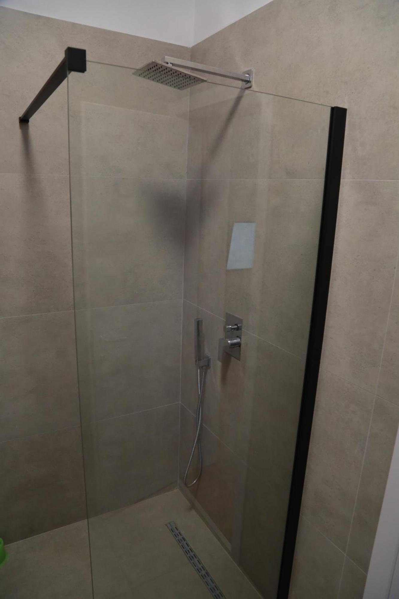Be Solei Studio Apartments Sol 1 Tiranë Eksteriør bilde