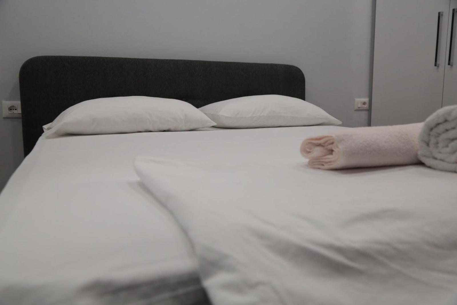 Be Solei Studio Apartments Sol 1 Tiranë Eksteriør bilde